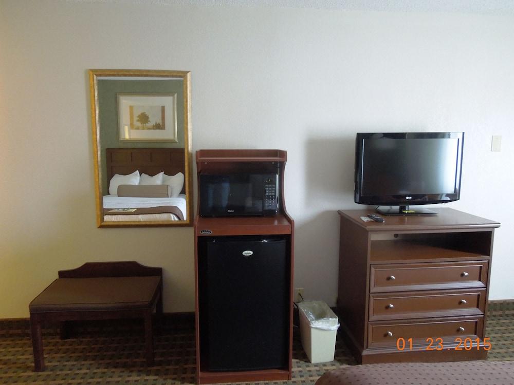 Baymont Inn & Suites Мариета Екстериор снимка
